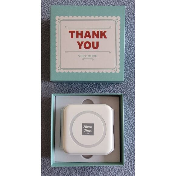 3-in-1 Universal Charging Station Portable/Travel Foldable Magnetic--NEW in box! - Picture 10 of 11